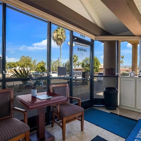 Americas Best Value Inn Redlands San Bernardino Buitenkant foto