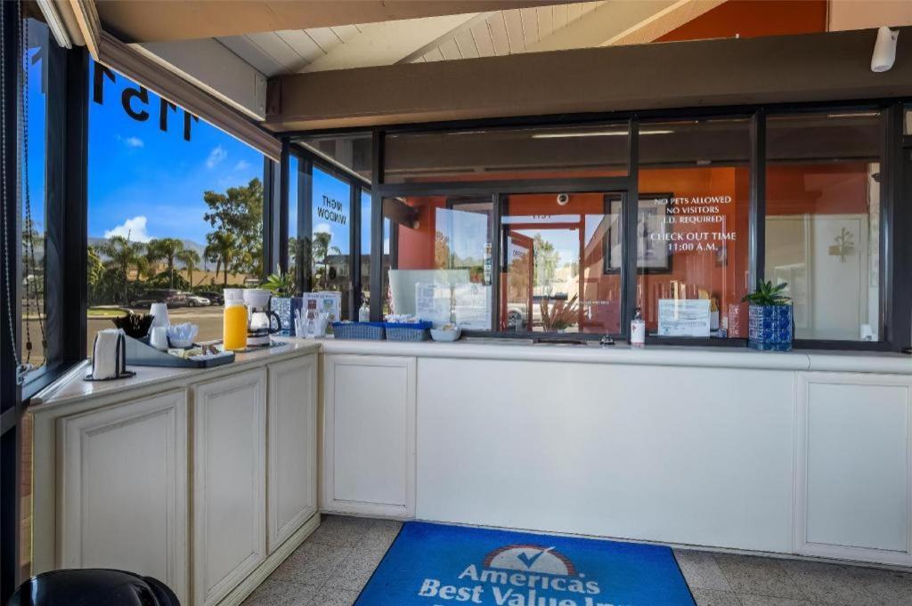 Americas Best Value Inn Redlands San Bernardino Buitenkant foto