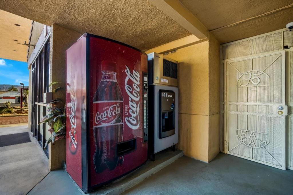 Americas Best Value Inn Redlands San Bernardino Buitenkant foto