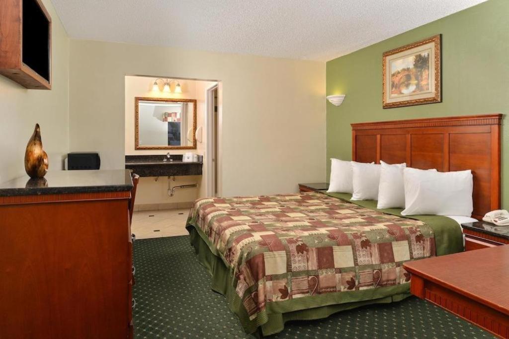 Americas Best Value Inn Redlands San Bernardino Buitenkant foto