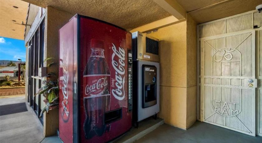 Americas Best Value Inn Redlands San Bernardino Buitenkant foto